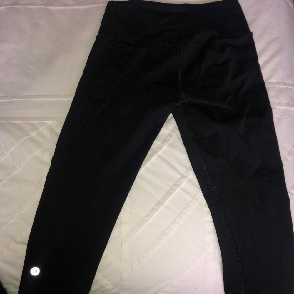 LAST CHANCE BEFORE DONATING: Lululemon Fast and Free leggings